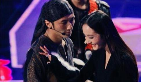 白梦妍|杨幂喊话谢霆锋：当时为什么不娶我？谢霆锋下一秒的行为太绅士了