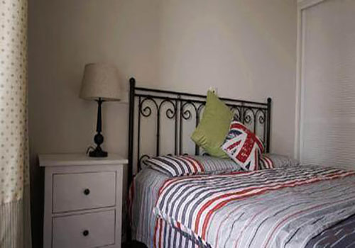 晒晒120平新房，很喜欢带门书柜，看过的亲友都说18万没白花！