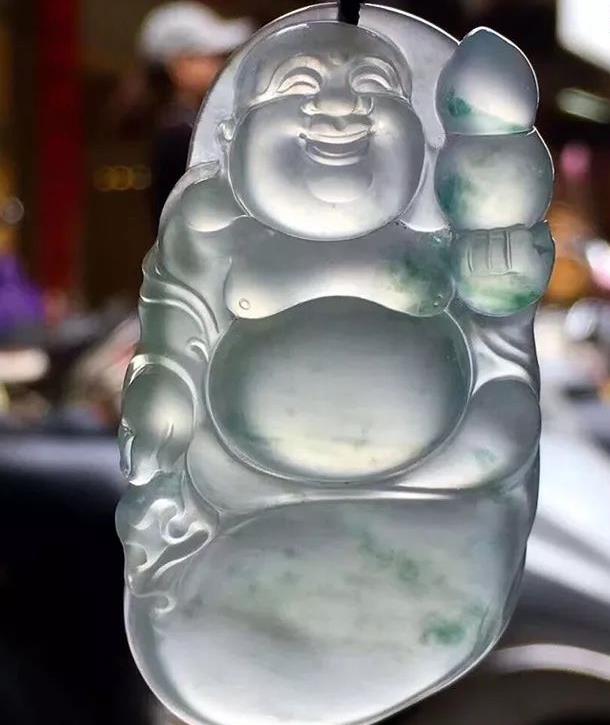 建盏|知识丨翡翠佩戴前需要消磁吗？你可能也不知道！