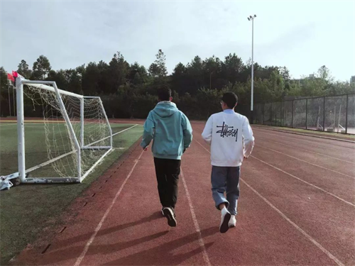 浙江省 云南一桩3人同时爱上一个女生酿成的校园惨剧