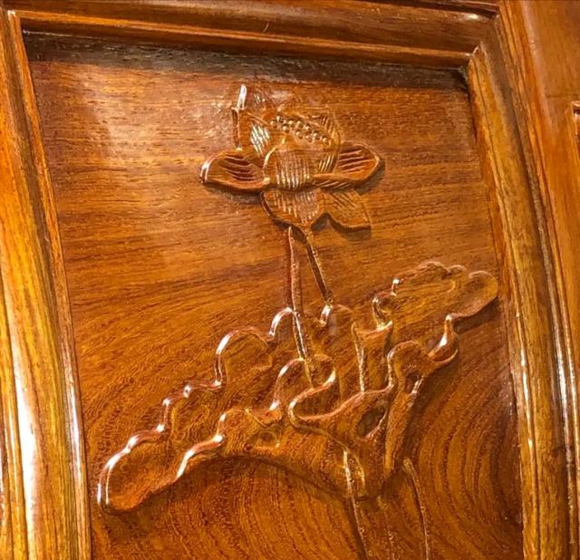 小王话红木|古典大红酸枝家具中，常见的9种雕花图案原来是这些寓意！带你涨见识