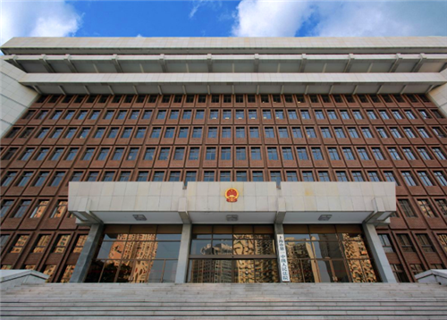 上海一美发厅老板,囚禁数十名少女从事色情交易12年,最小仅14岁