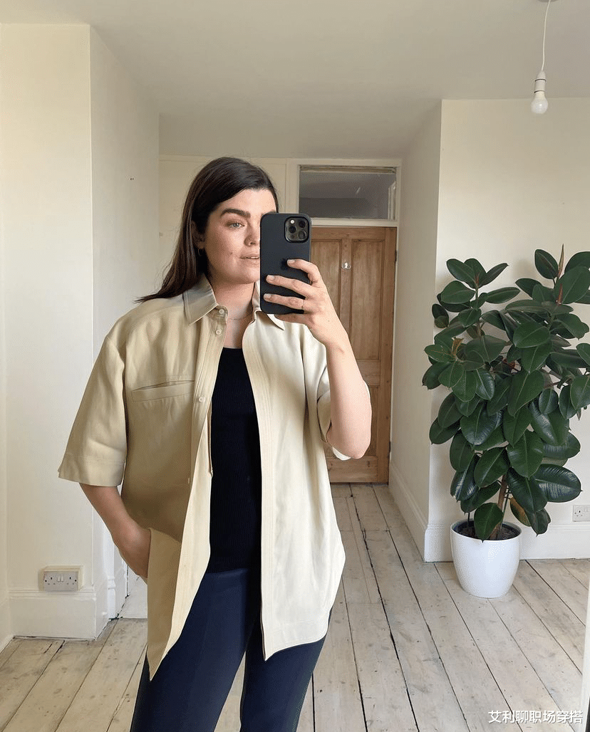 穿衣搭配|发现你的线条美,你会爱上自己独特的曲线感,这个微胖女孩带来全新穿搭灵感