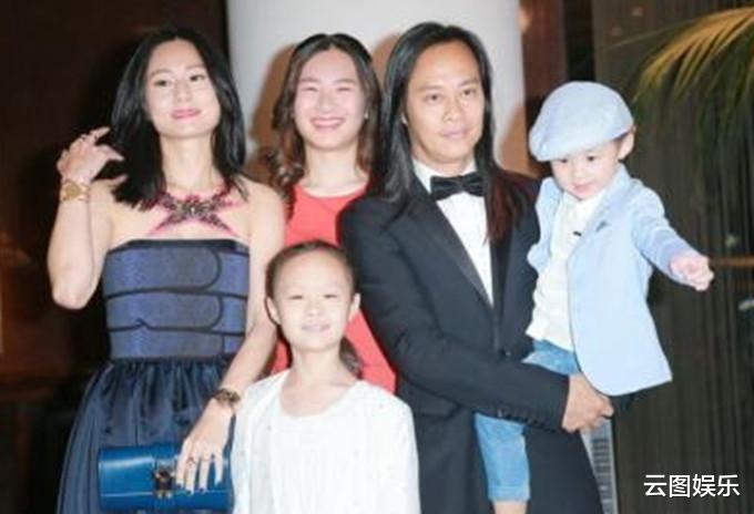 刘亦菲|草蜢组合蔡一智结婚15周年，大手笔办奢华派对，一家五口打扮隆重