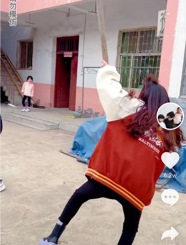 奇奇|田静姐弟两个玩游戏，把奇奇悦悦逗得大笑，田爸：我家的一对活宝