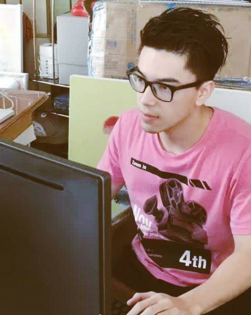 锦鲤祝福 Baby弟弟也要选秀出道？近照曝光颜值遭网友嫌弃，建议他整容