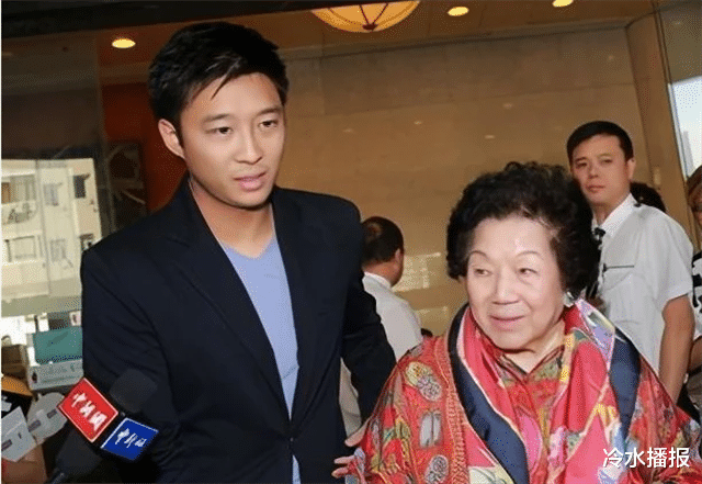 霍英东|霍英东二房冯坚妮，霍母百般阻拦下偷偷迎娶，让霍英东钟情52年