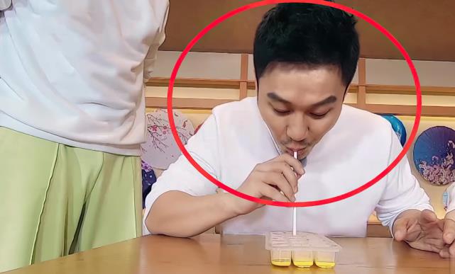 Angelababy|为何杨颖喝可乐时导演拉远镜头？放大十倍看清嘴部，真相一目了然