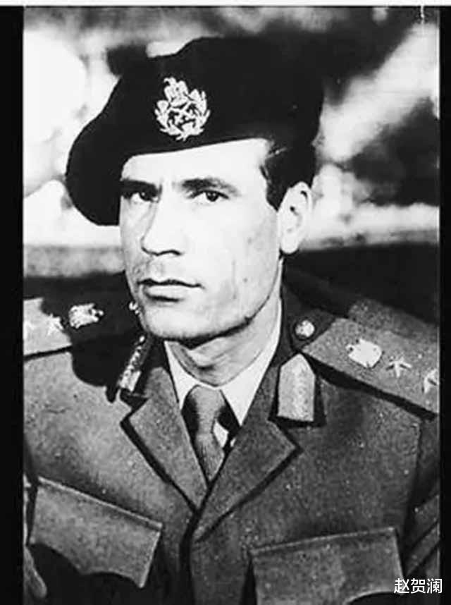 卡扎菲|2009年卡扎菲到访美国，遭酒店拒绝入住，土豪特朗普为其提供土地