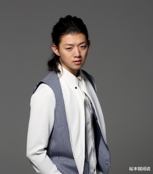 霍尊|力撑霍尊的两位艺人皆遭遇翻车！被指抛妻弃子，删博并关闭评论