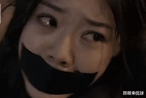 鞠婧祎|绑架戏出人才，鞠婧祎衔布片，张一山撞同款，关晓彤堪称经典