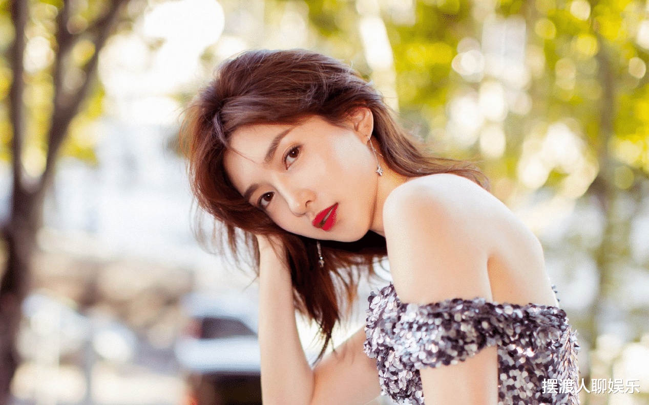 张志林|“王曼妮”又上热搜？竟然因为演技，网友直呼不自然