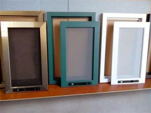 不锈钢窗纱已经过时了，现在小区业主流行用它，特别是高层小区！