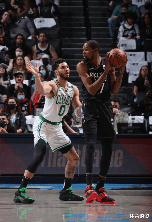 季后赛|4-0，4-2！NBA争冠格局大变，总冠亚军全部首轮出局，两大黑马出炉