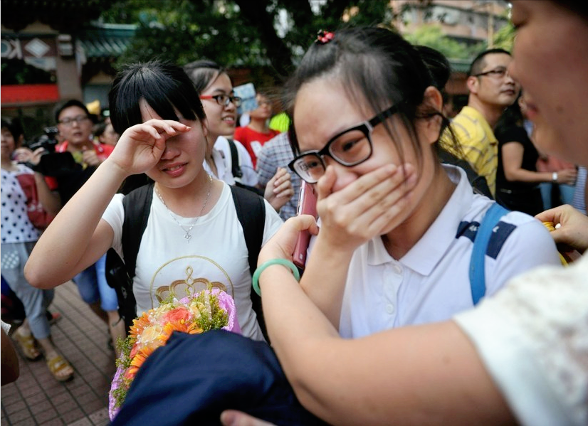 哑铃妈妈|安徽文科生大呼压力大，518分只能含泪念大专，权威回应来了