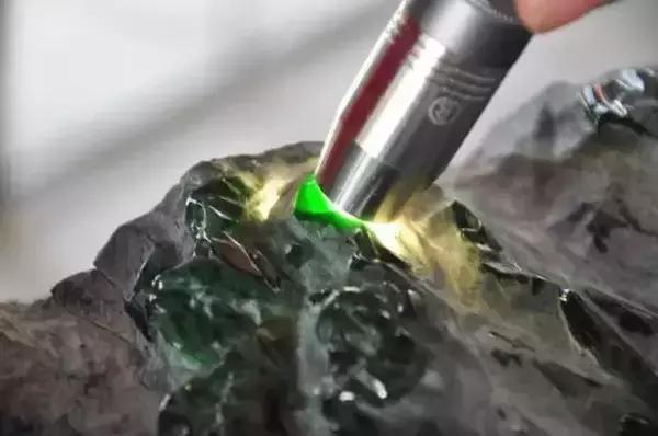 文玩|估价10亿的“亚洲一号”，如今却无人问津！