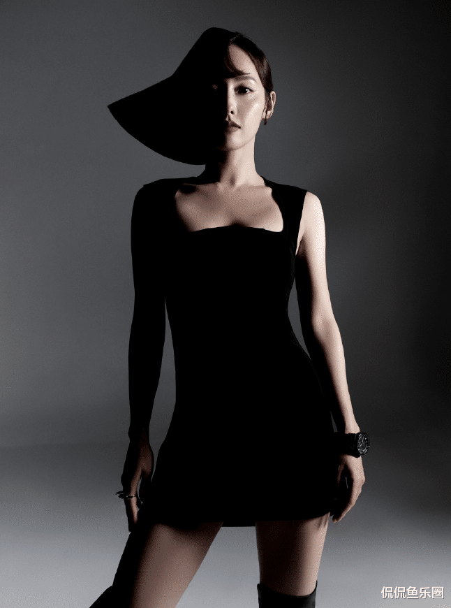 张嘉倪|33岁张嘉倪，依旧甜美可人身材性感，真是太有魅力了！