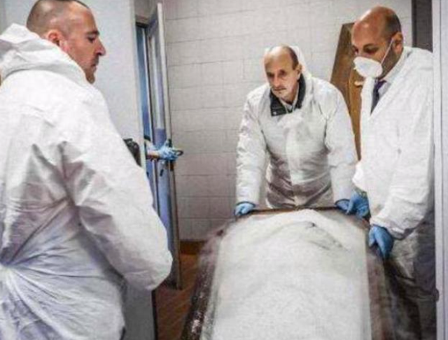  那个被冷冻多年，等待2017年复活的美国富豪，现状生活如何？