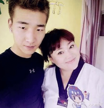 冉莹颖|李菁菁的“幻灭史”，她的故事远比你想得更恶劣