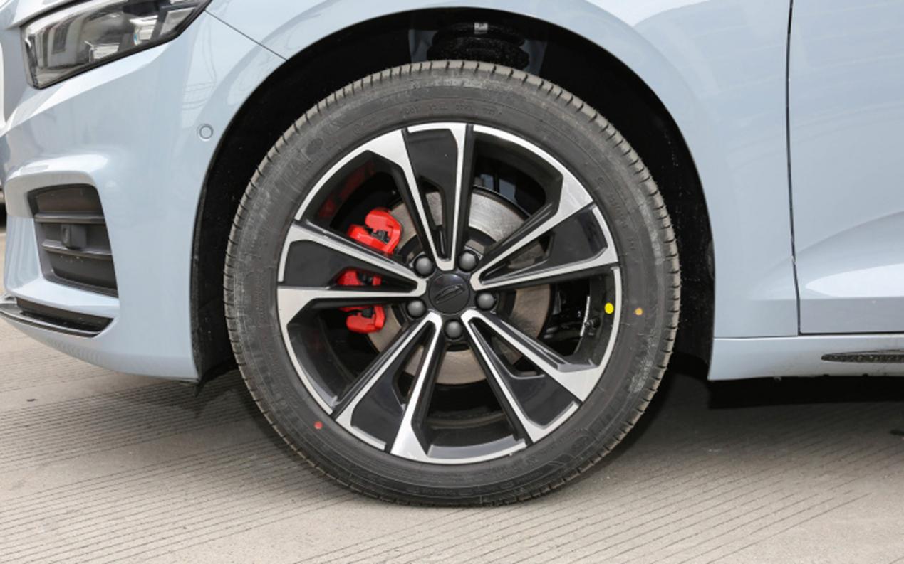 合资车|原厂就有四出排气!星瑞时空版卖13.27万起,不给合资车留活路?