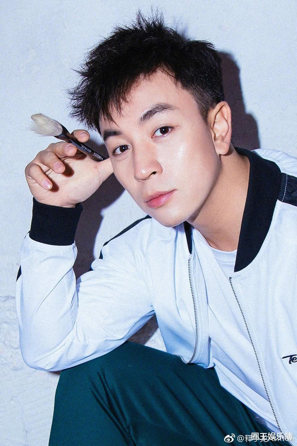 台湾|释小龙做错了什么就过气？他前半生的辉煌全凭自己努力得来！