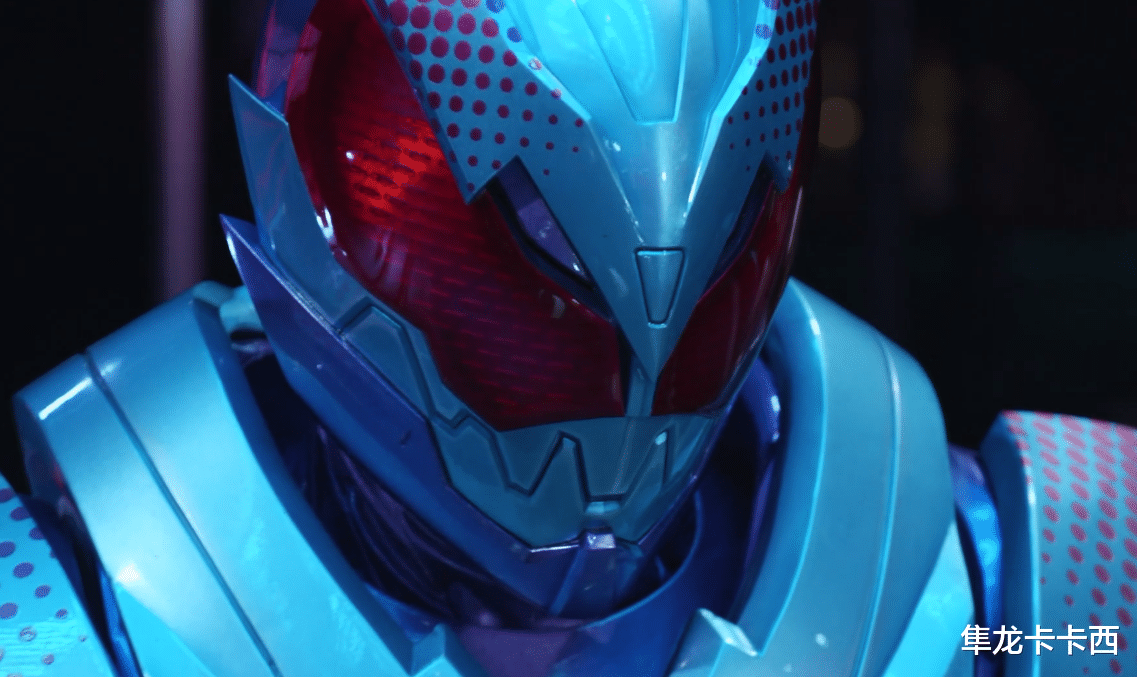 假面骑士|假面骑士revice：骑士厨狩崎回归晒图 从生产线扒下来的爆诞恐龙