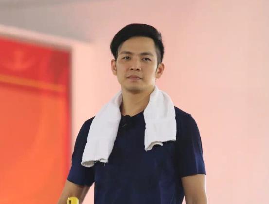 钟汉良|47岁演古偶被嘲“脸发僵”，钟汉良直言好偏激，他其实一直很清醒