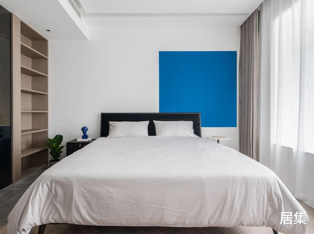 隐藏式收纳，把140平方米的家填满，但空间依旧十分的开阔