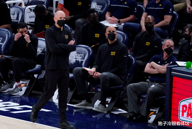 沃伦|无声抗争！本可复出征战季后赛 上赛季的球队得分王偏要赛季报销