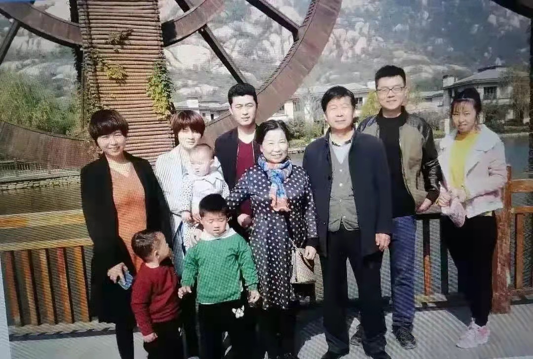 李昕言温度空间 田静妹妹霸气护外甥，内涵杜新枝：自己有病说没病，奇奇好好的
