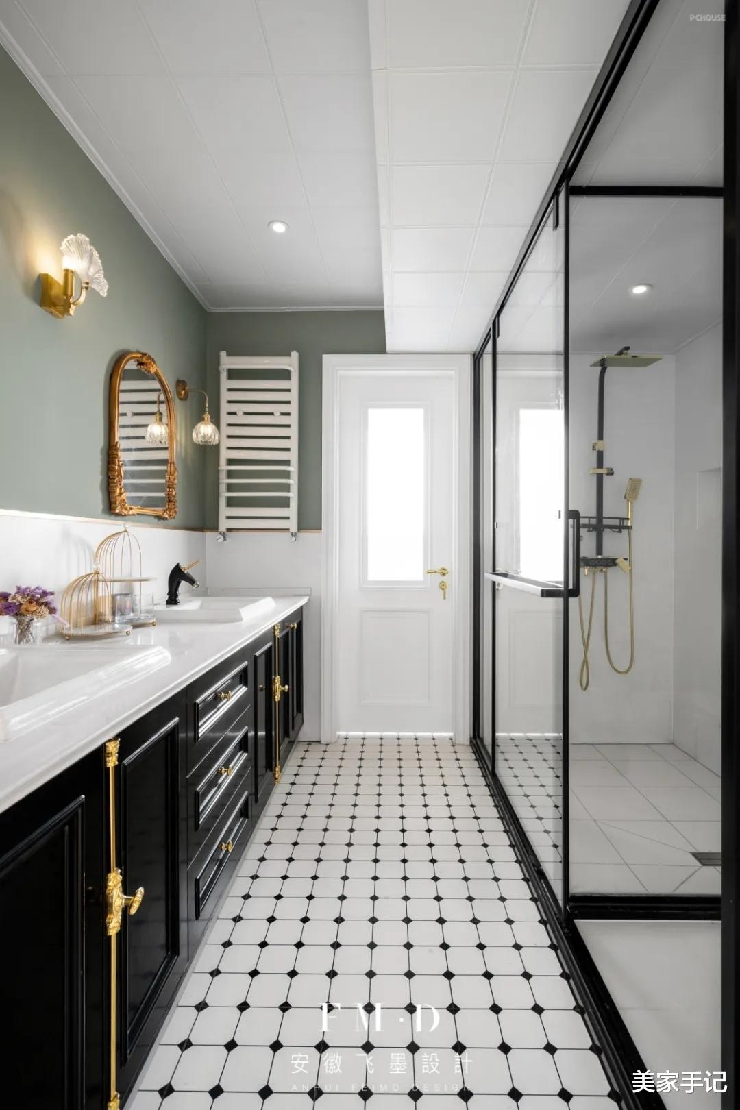 不顾反对,她坚持买下人人嫌弃的顶楼,看效果,大家反而夸赚到了