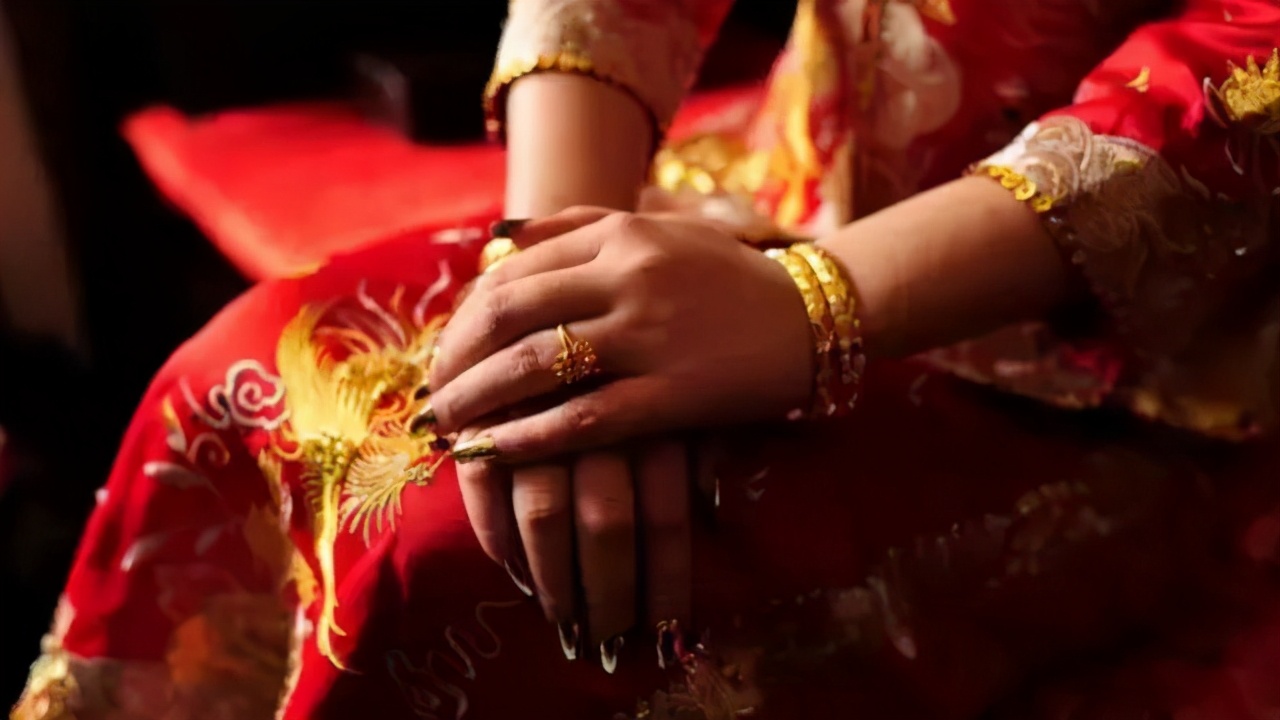 福林妈咪|彩礼给你多少钱?这话就是在试探底线,从10万到2万8,女生累了