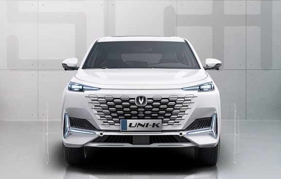 南海 长安UNI-K麋鹿测试,两轮离地险翻车?