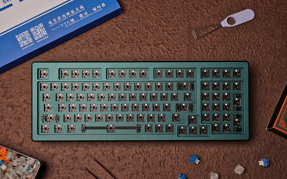 辐射5|老年人的第一把客制化，当 AKKO MOD003 遇上 TTC快银