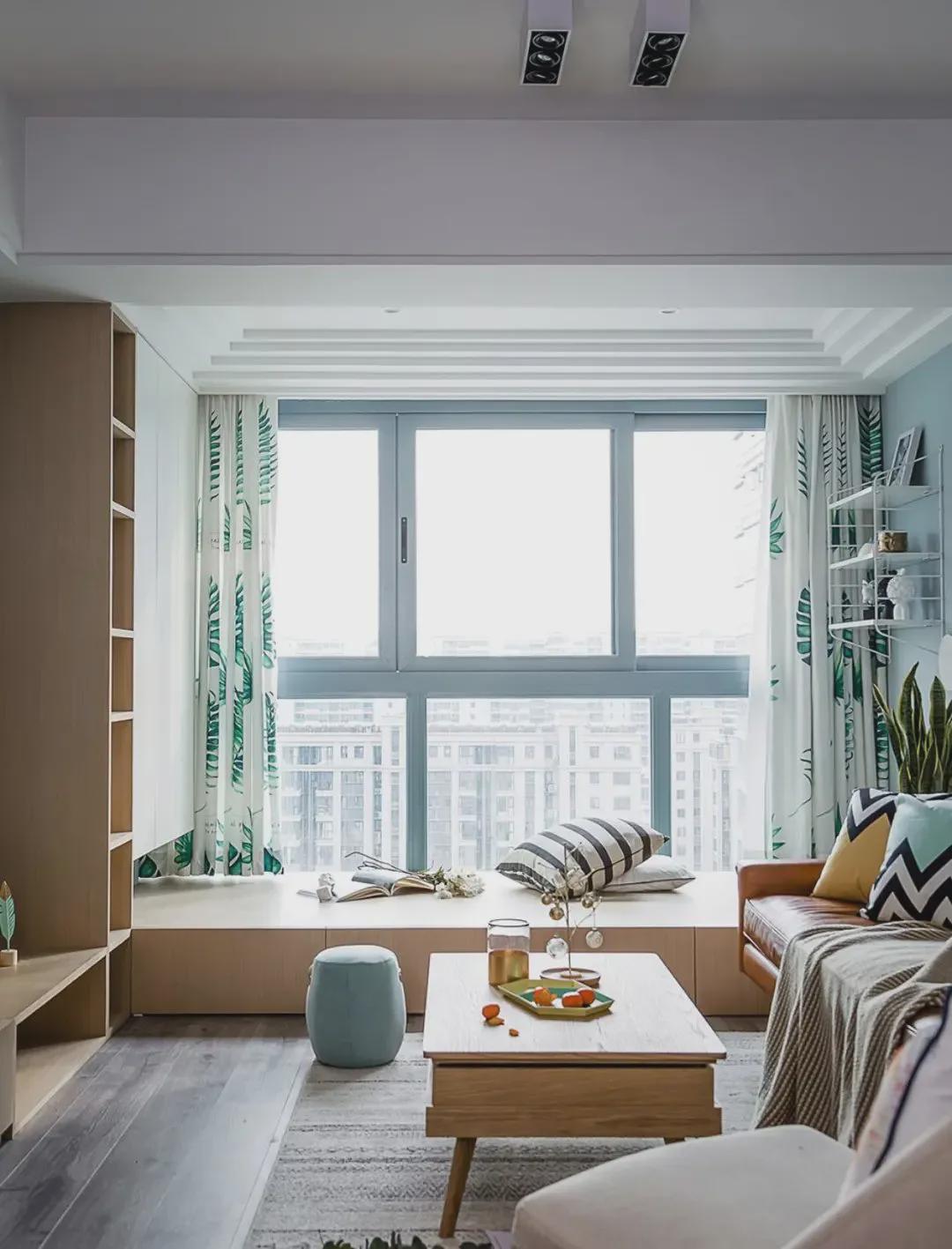 老婆坚持封阳台，完工后不仅客厅变大，还多了一间房