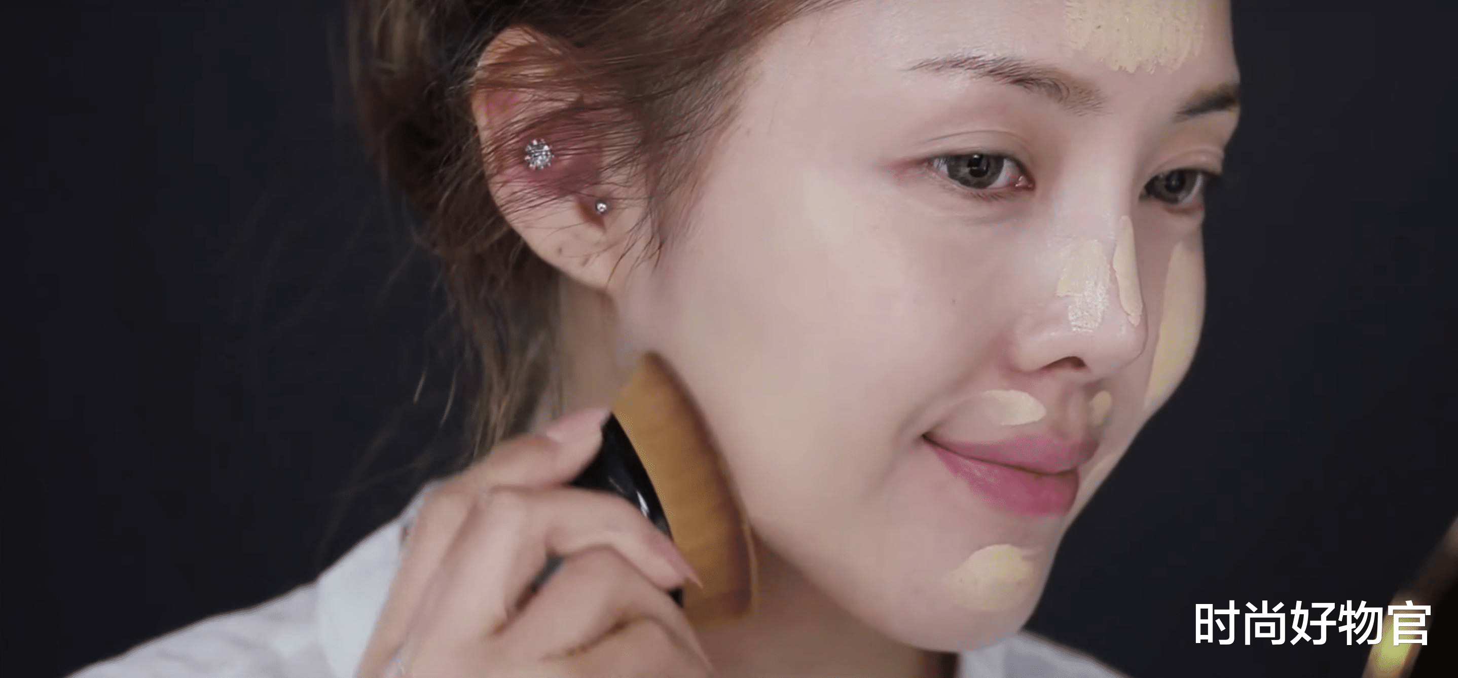 时尚好物官|有一种“出糗”叫女星曝生图，没了十级美颜，底妆斑驳无可幸免