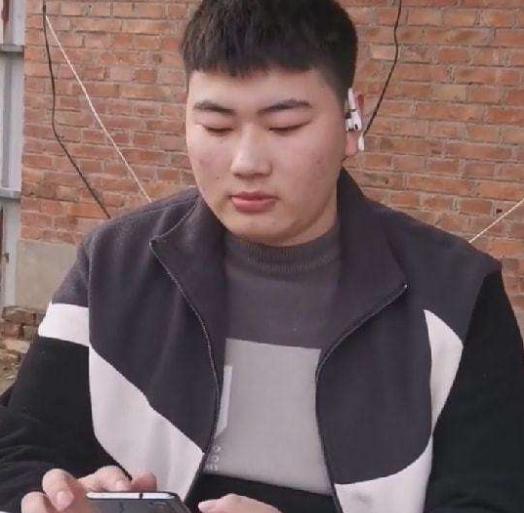 朱单伟|刚离婚就有新欢？驾校美女跟朱单伟一起回家，比陈亚男更年轻漂亮