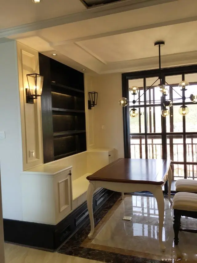 新房交给老公装修，花了29万，客厅电视背景墙设计保证你没见过！