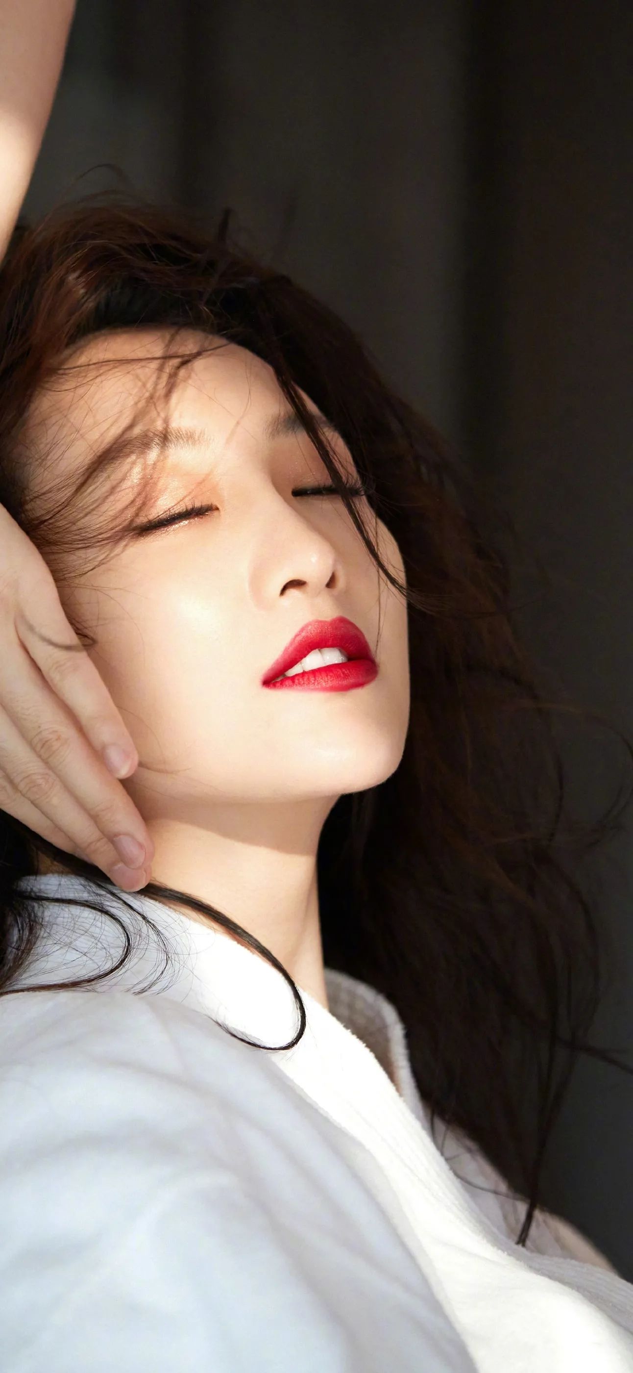 王鸥|王鸥，身材丰满性感，高清写真壁纸，好想娶她