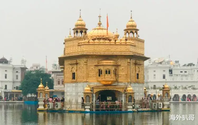 海外扒哥 香港女生与印度男友恋爱，搬到印度哭半年，然后习俗难以接受