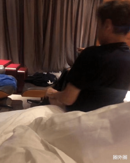 谭咏麟|谭咏麟风波后首次晒照，轻描淡写不多言语，力证工作未受影响