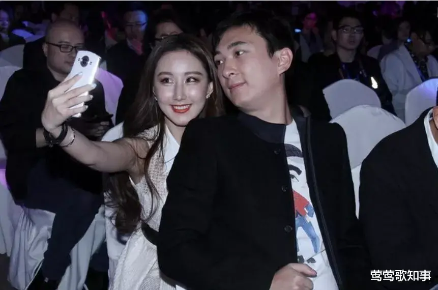 王思聪|王思聪曾经对戚薇说：我把万达25%的片酬都给你，你愿意不愿意和我在一起