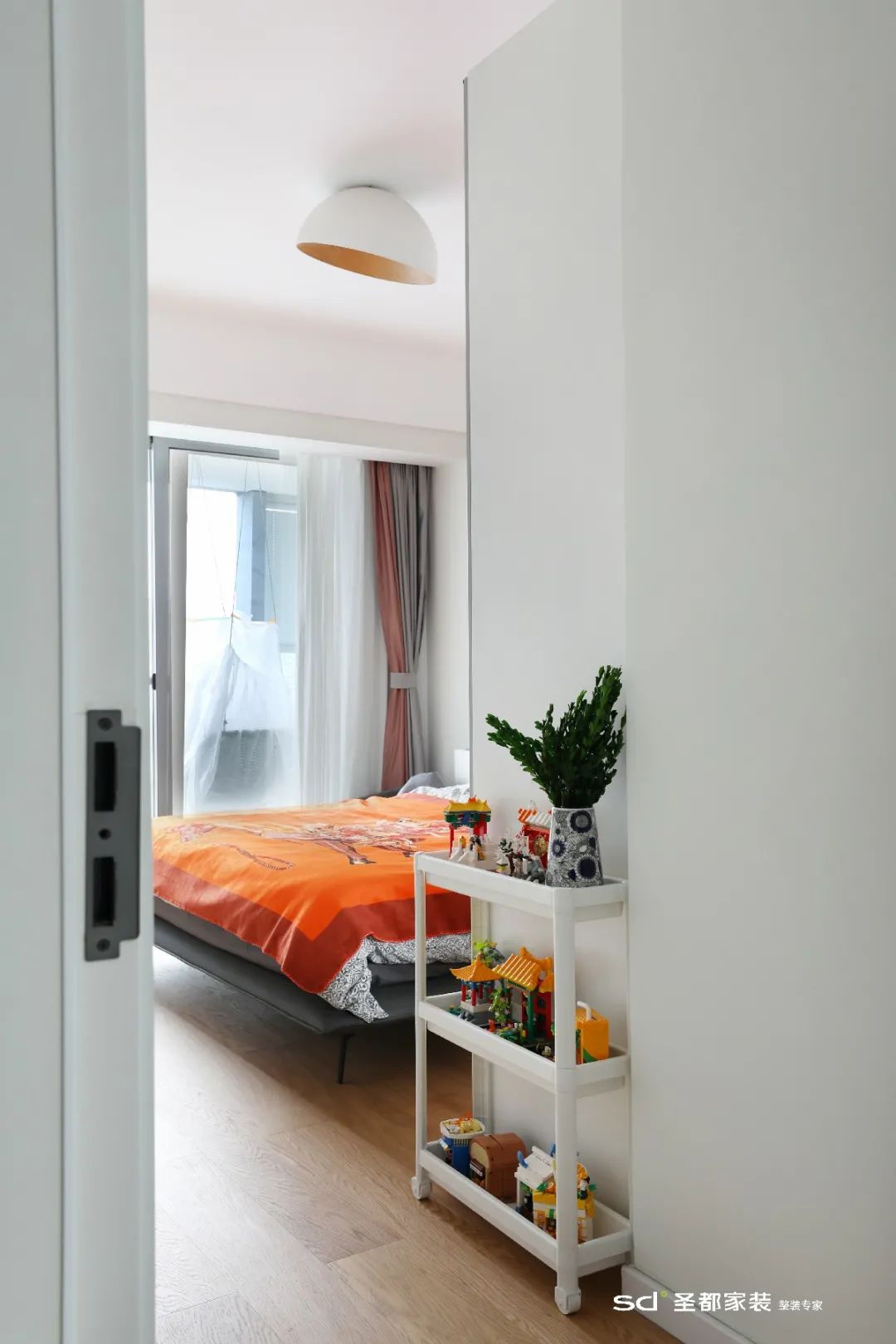 圣都家装123㎡混搭风装修：开放式厨房+衣帽间 舒适度100%