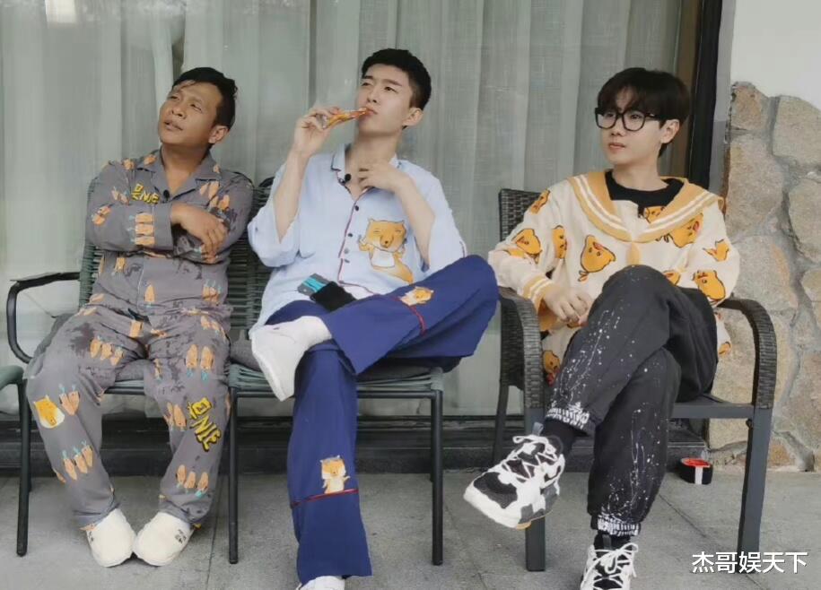 关晓彤|杨洋还没出场就吵翻天了，《青春环游记3》真的换错人了吗？