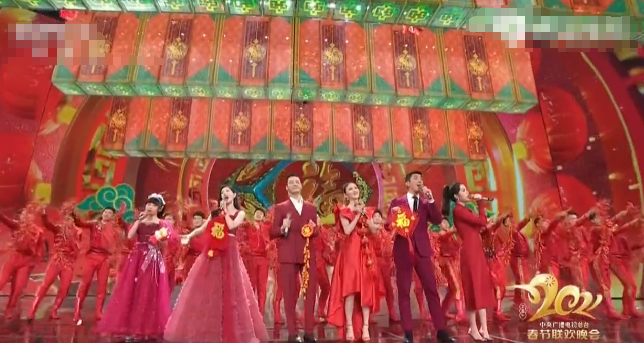 艺伎回忆录|2021年春晚开场《万事如意》，佟丽娅陈伟霆站C位，一位小女孩让人好奇