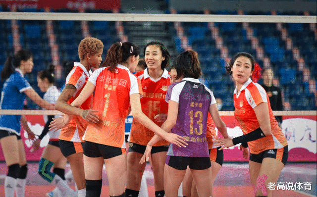 李盈莹|女排联赛半决赛次回合：李盈莹势不可挡，首局天津25-14速胜辽宁
