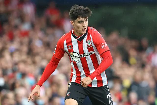 排骨酱|“一亿先生”格里利什领衔!三轮英超过后,开始初露峥嵘的新援