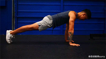 俯卧撑|如何只用「俯卧撑」这1个动作,在家出完美D杯胸!