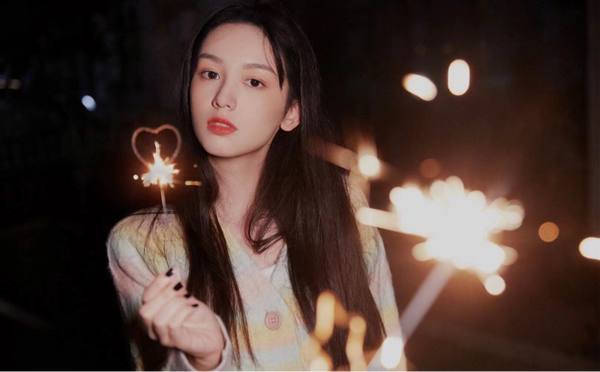 |本想效仿《陈情令》捧红两位小鲜肉，谁知女主古装太惊艳率先爆红