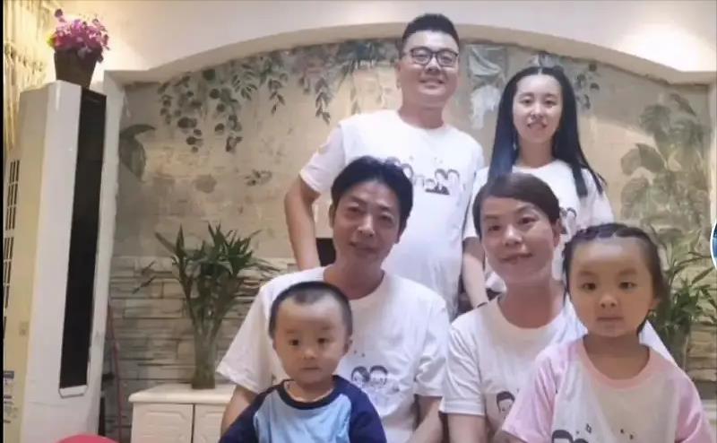 许敏|郭威的真假两面性，在和许敏的百字聊天中，表露的一览无余